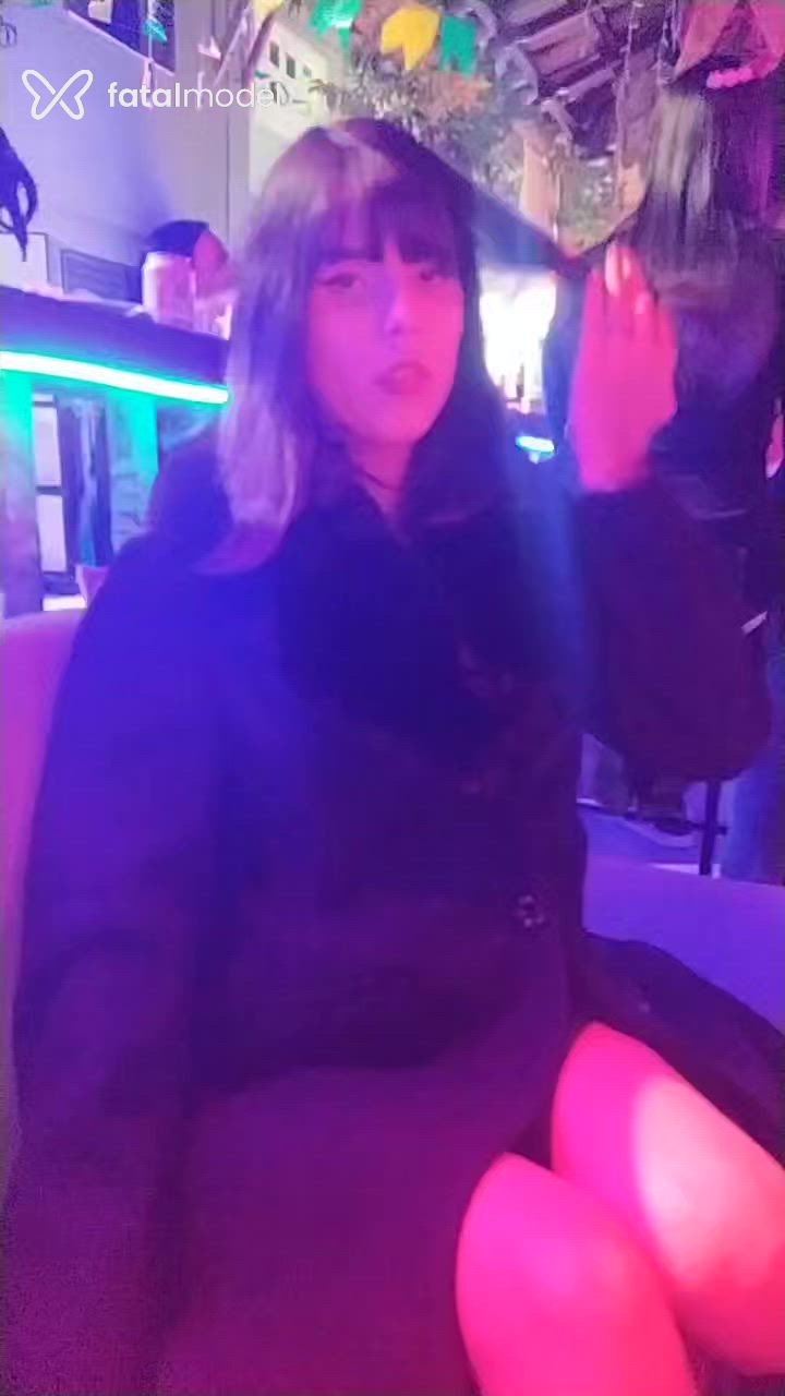 Acompanhante mulher trans com cabelo castanho de olhos castanhos - Mirla Valentina