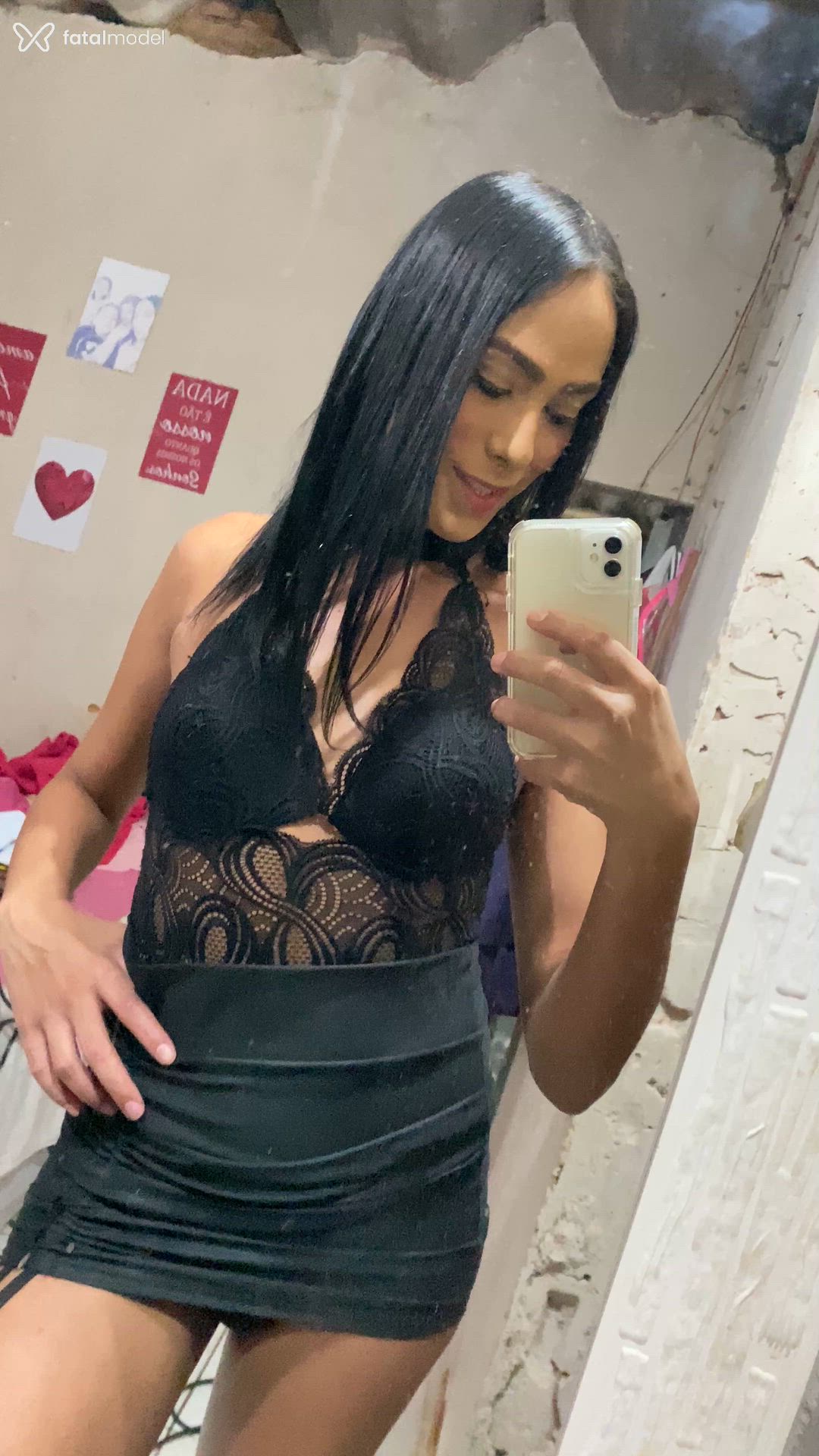 Acompanhante mulher trans morena (o) de olhos pretos - Sofia martins