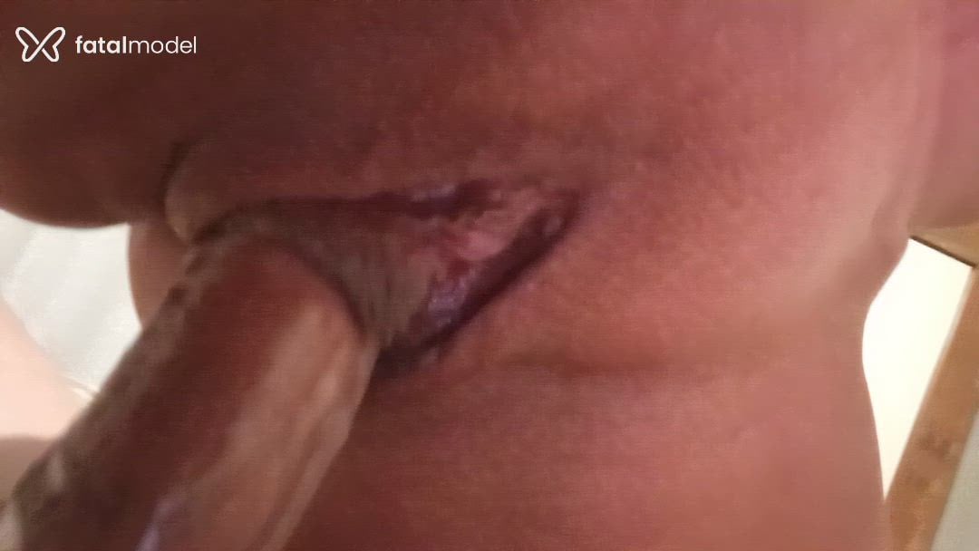 Acompanhante mulher morena (o) de olhos castanhos em Itapema Acompanhante mulher morena (o) de olhos castanhos em Itapema - Barbara Cabral