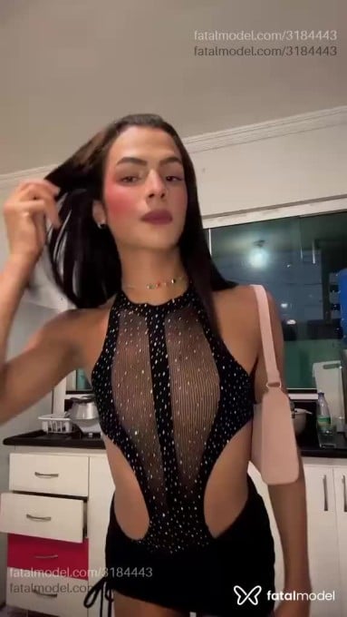 Acompanhante homem trans morena (o) de olhos castanhos - Kauany Soares