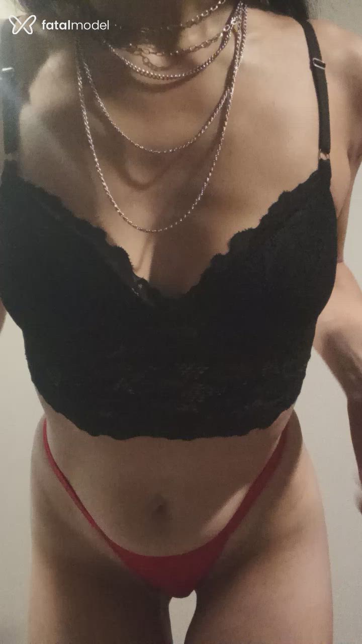 Acompanhante mulher com cabelo castanho de olhos castanhos - barbara