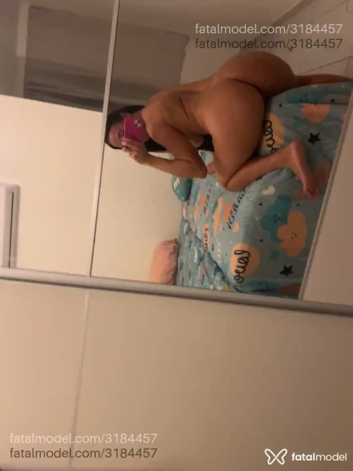 Acompanhante mulher morena (o) de olhos castanhos em Porto Seguro Acompanhante mulher morena (o) de olhos castanhos em Porto Seguro - Grazy Lima