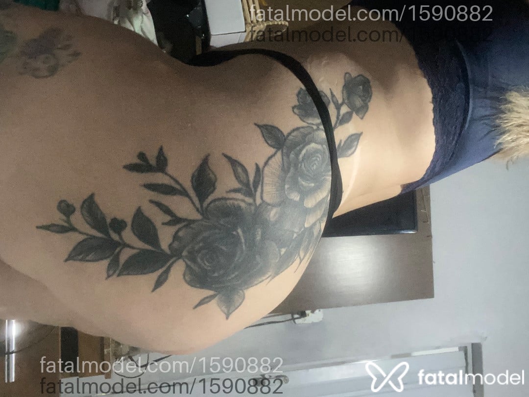 Acompanhante mulher com cabelo castanho de olhos castanhos - Rayssa
