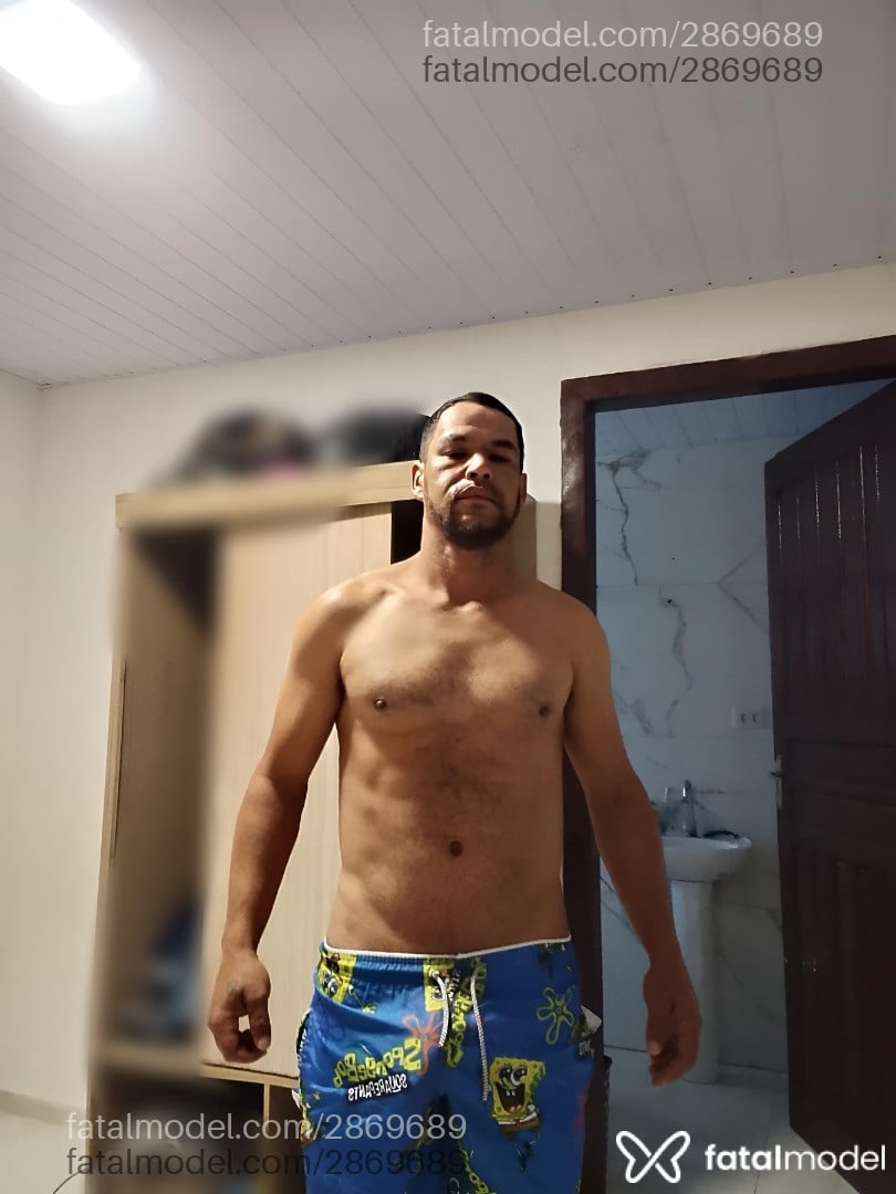 Acompanhante homem morena (o) de olhos castanhos - Diegaobateestaca