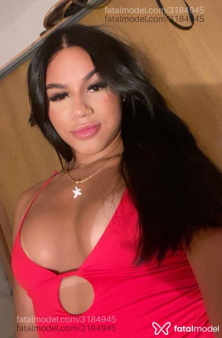 Acompanhante mulher morena (o) de olhos pretos - Isabella