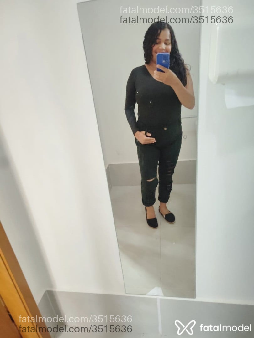 Acompanhante mulher morena (o) de olhos pretos - Andressa Silva