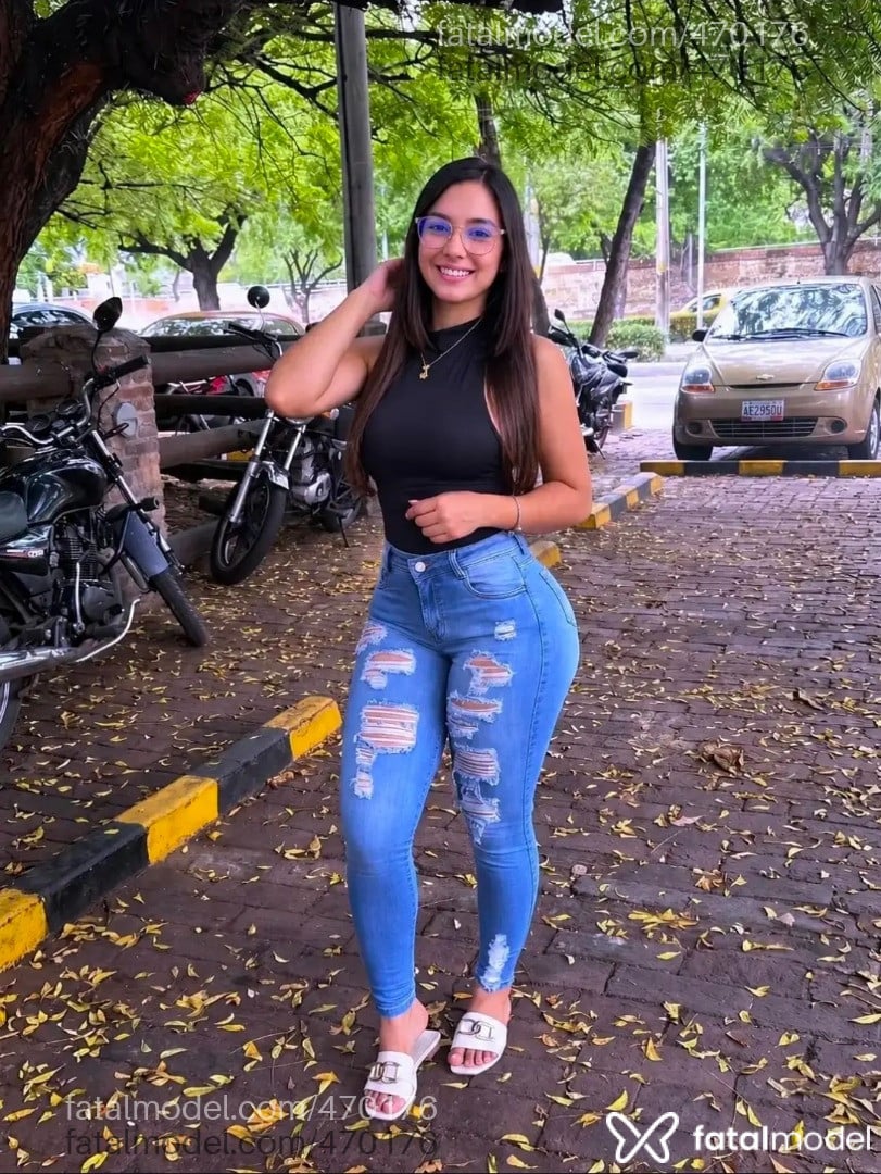 Acompanhante homem morena (o) de olhos castanhos - Joyce Moreninho