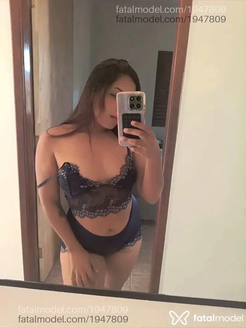 Acompanhante mulher com cabelo castanho de olhos castanhos - Bruninhaasurfis