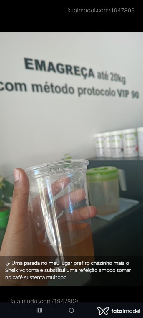 Acompanhante mulher com cabelo castanho de olhos castanhos - Bruninhaasurfis