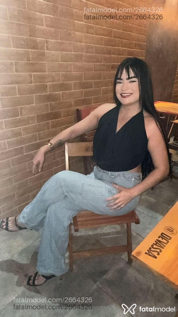Acompanhante mulher morena (o) de olhos castanhos - Maria