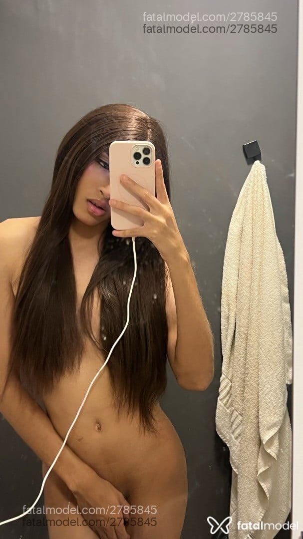 Acompanhante mulher trans morena (o) de olhos castanhos - Bianca