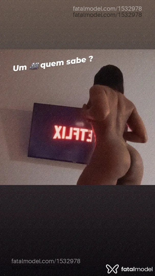 Acompanhante mulher morena (o) de olhos pretos - DESCUBRA