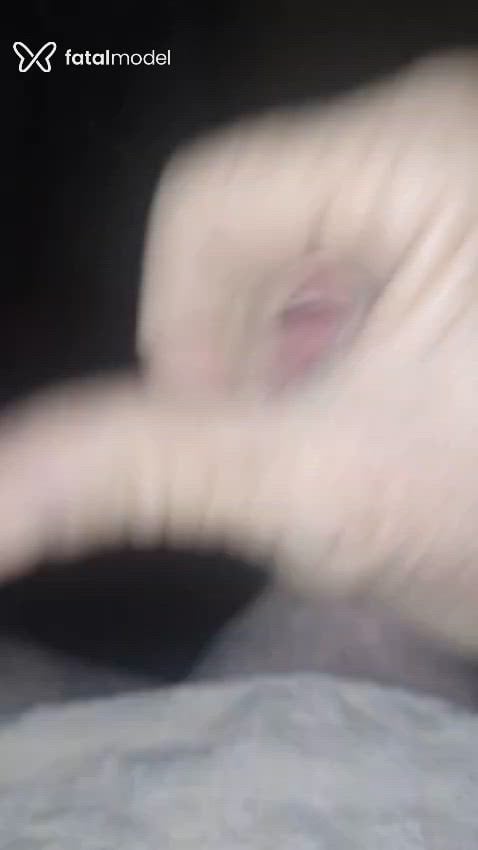 Acompanhante homem com cabelo castanho de olhos azuis - Ruivinho Acompanhante homem com cabelo castanho de olhos azuis - Ruivinho