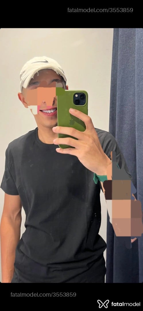 Acompanhante homem morena (o) de olhos pretos - Joaquim Acompanhante homem morena (o) de olhos pretos - Joaquim