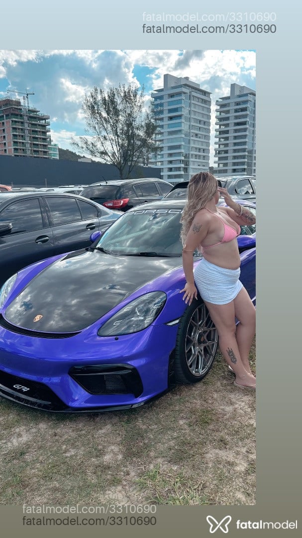 Acompanhante mulher loira (o) de olhos castanhos - Sol Lopes