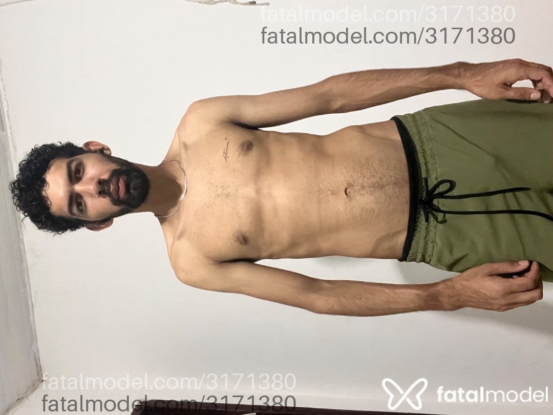 Acompanhante homem morena (o) de olhos pretos - Luiz Fernando