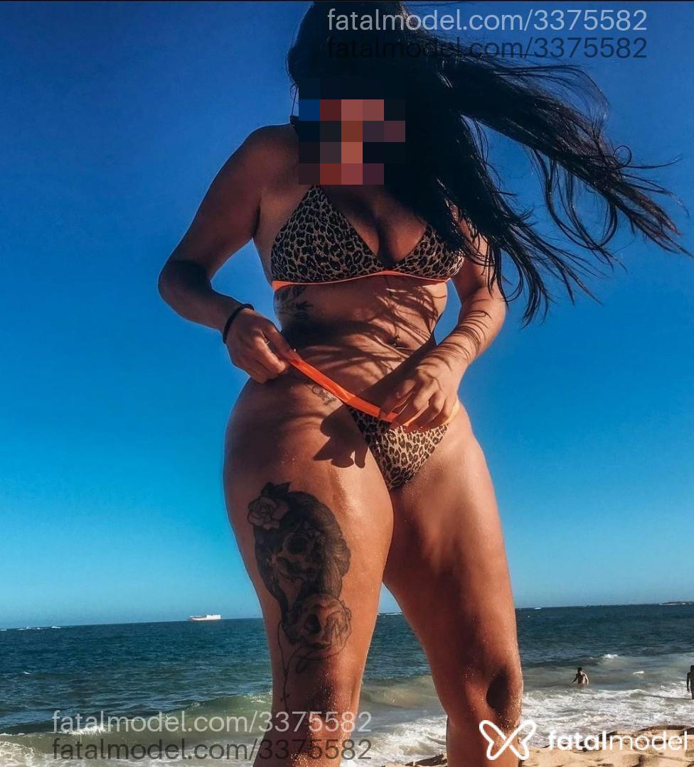 Acompanhante mulher morena (o) de olhos castanhos - Lótus Acompanhante mulher morena (o) de olhos castanhos - Lótus
