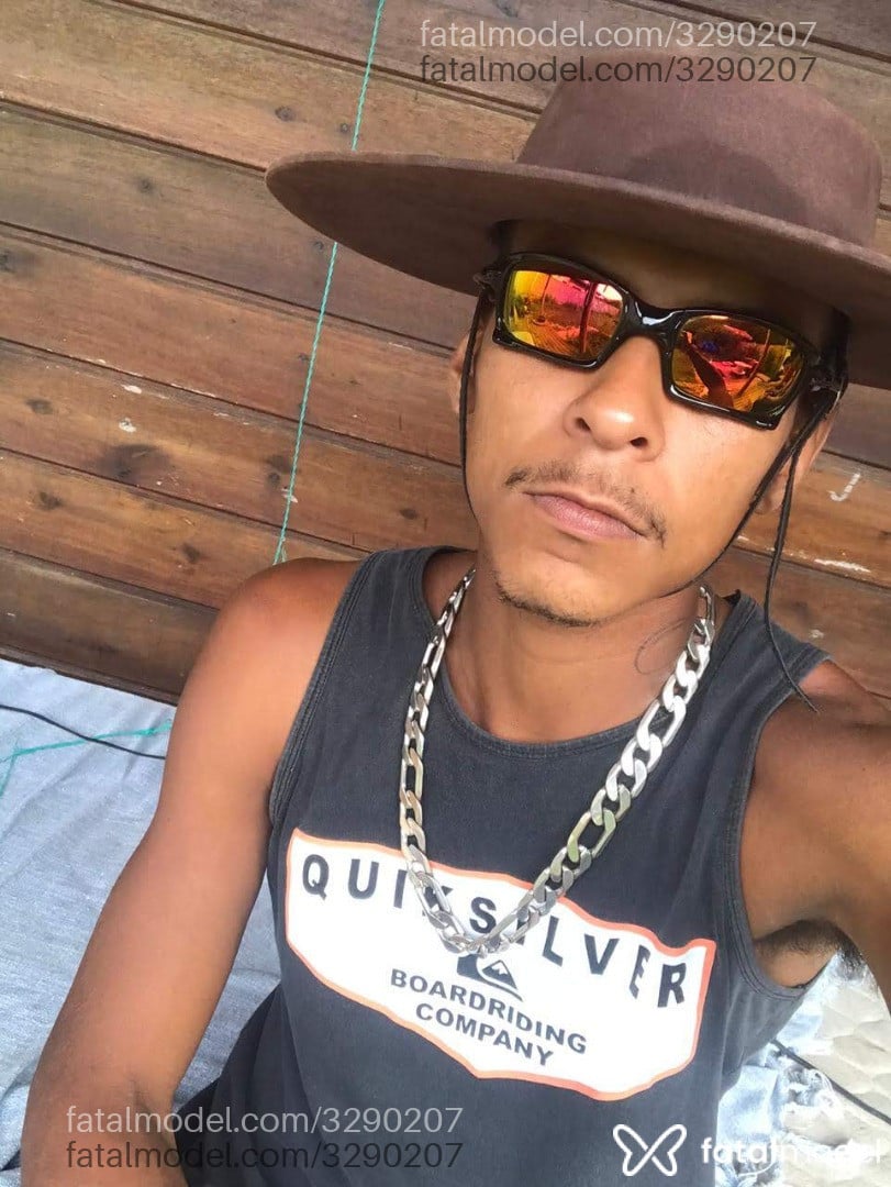 Acompanhante homem morena (o) de olhos castanhos - Cjnovinho