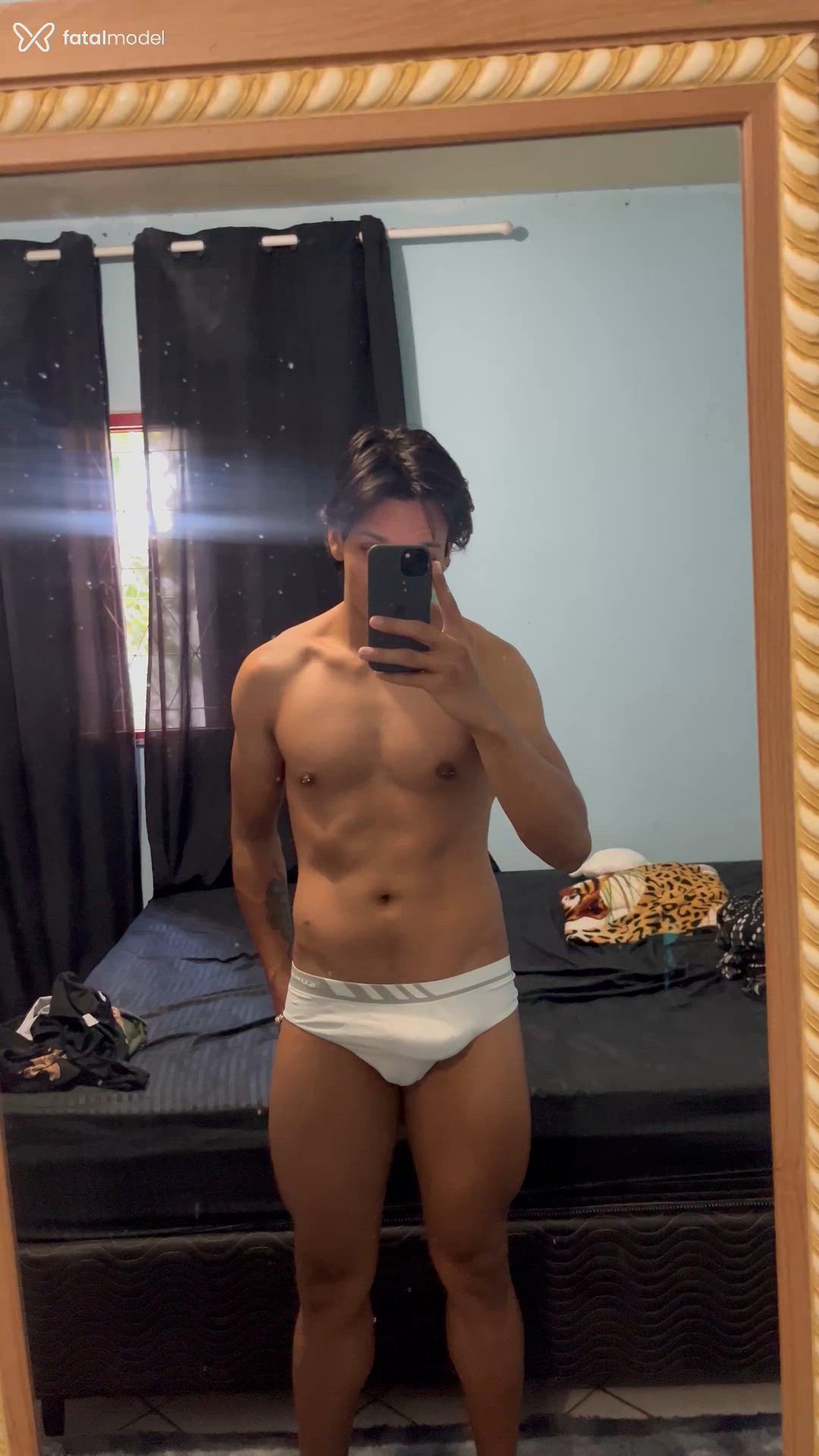 Acompanhante homem morena (o) de olhos castanhos - Eupaulosantos