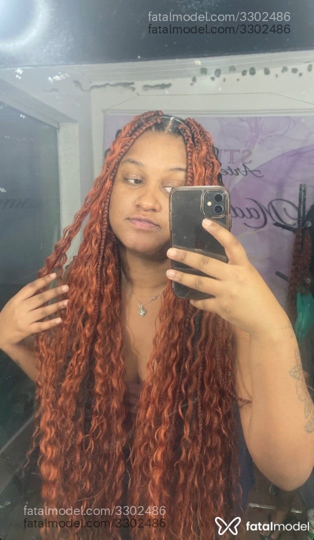 Acompanhante mulher com cabelo castanho de olhos castanhos - Rafaela