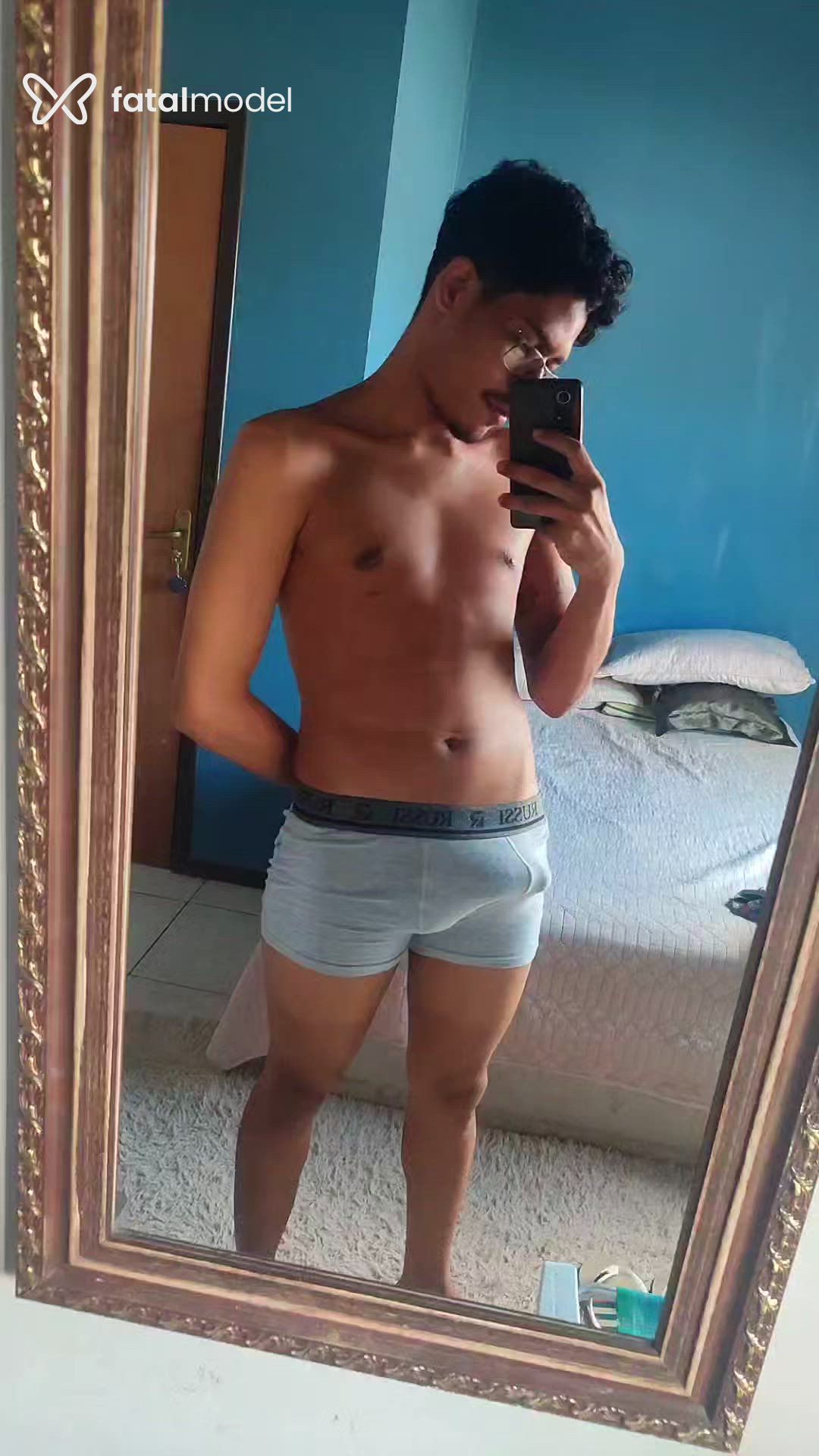 Acompanhante homem morena (o) de olhos pretos - Jose