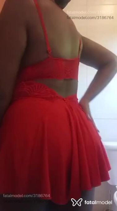 Acompanhante mulher com cabelo castanho de olhos castanhos em Angra dos Reis - Melissa
