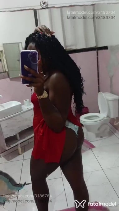 Acompanhante mulher com cabelo castanho de olhos castanhos em Angra dos Reis - Melissa