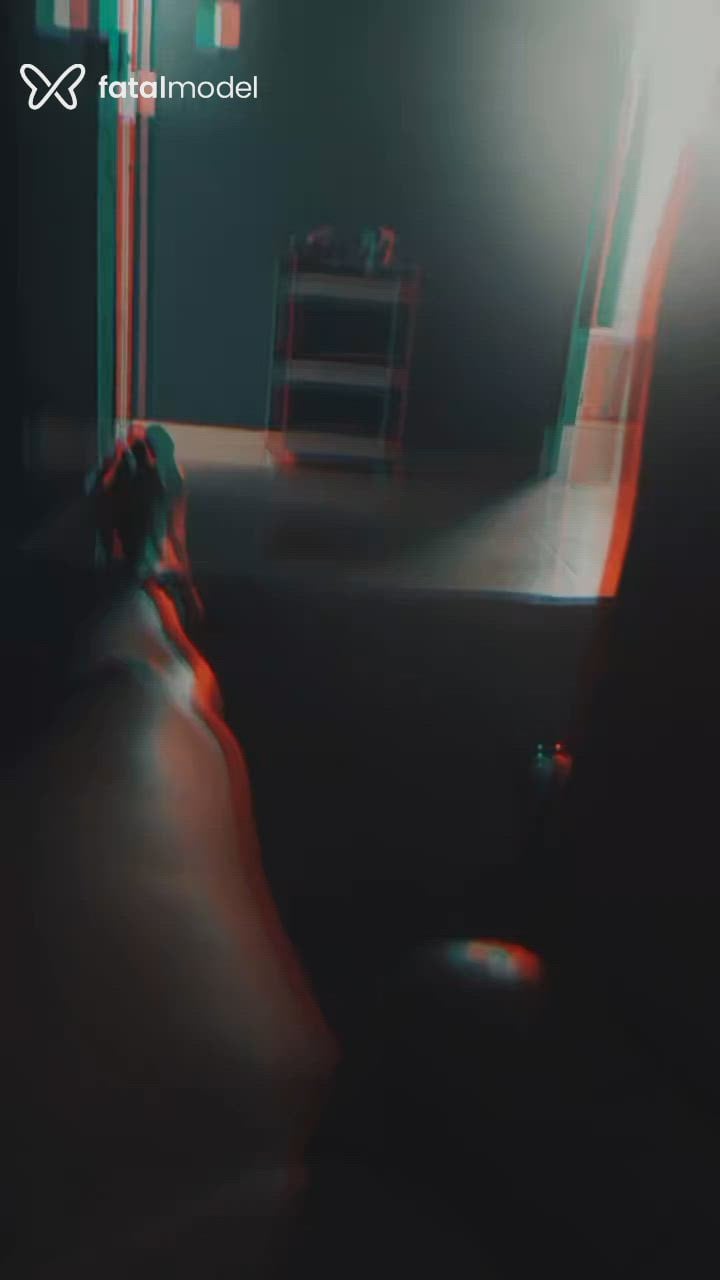 Acompanhante mulher com cabelo castanho de olhos castanhos - Clara Miranda