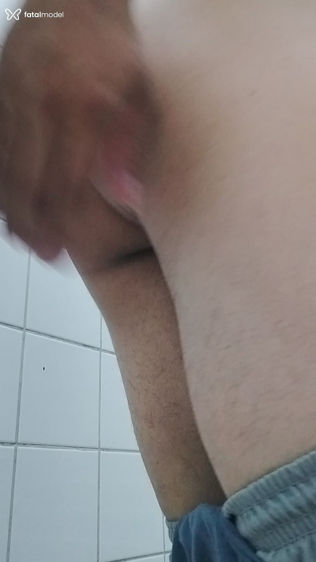 Acompanhante homem morena (o) de olhos castanhos - Karlos
