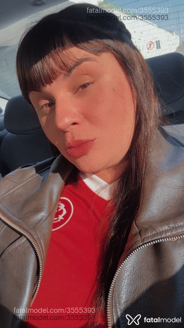 Acompanhante mulher morena (o) de olhos castanhos - Melissa
