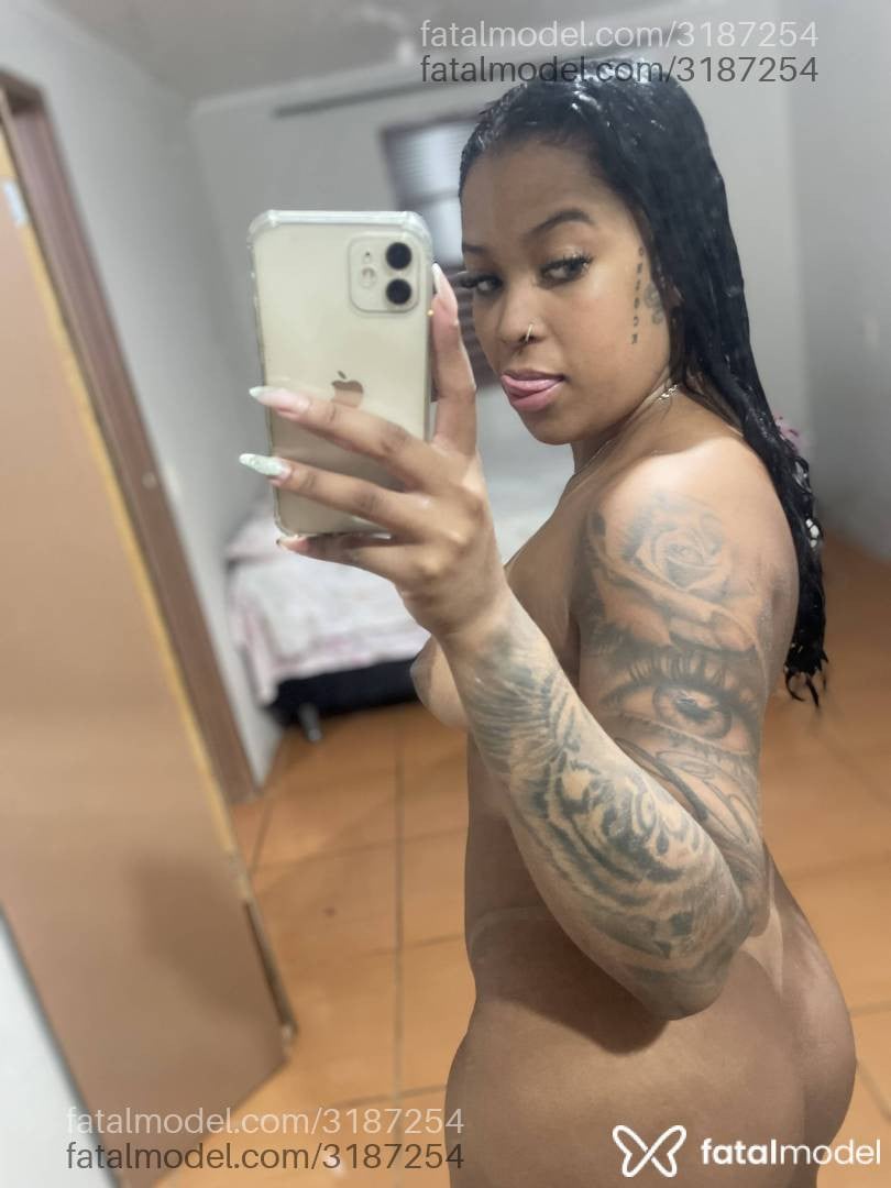 Acompanhante mulher morena (o) de olhos castanhos em Santo Ângelo - Babyviicko