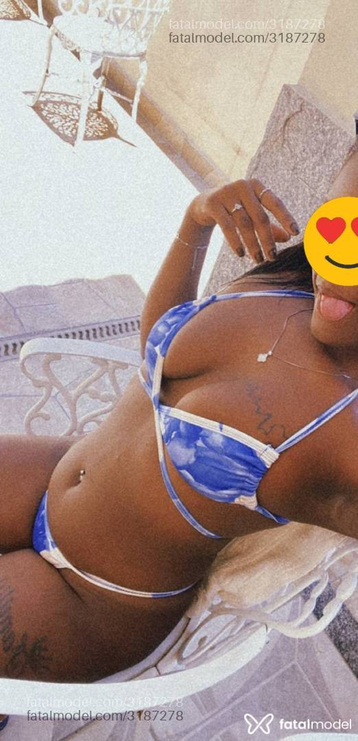 Acompanhante mulher com cabelo castanho de olhos pretos em Rio das Ostras - Tainá