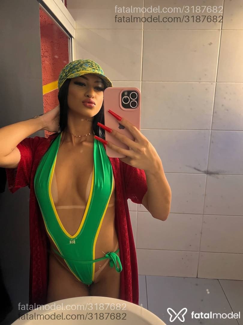 Acompanhante mulher morena (o) de olhos castanhos em Ipatinga - Lara Martins