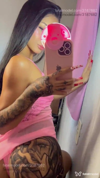 Acompanhante mulher morena (o) de olhos castanhos - Lara Martins