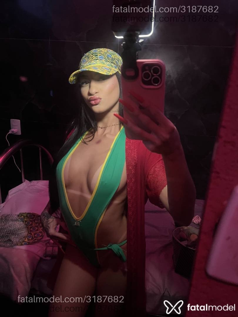 Acompanhante mulher morena (o) de olhos castanhos em Ipatinga - Lara Martins