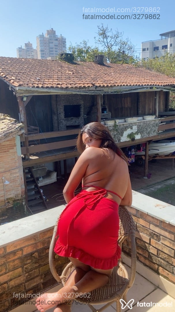 Acompanhante mulher morena (o) de olhos castanhos - Bia Soares
