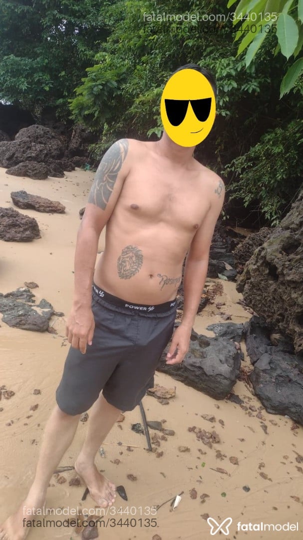 Acompanhante homem morena (o) de olhos mel - Ricardo