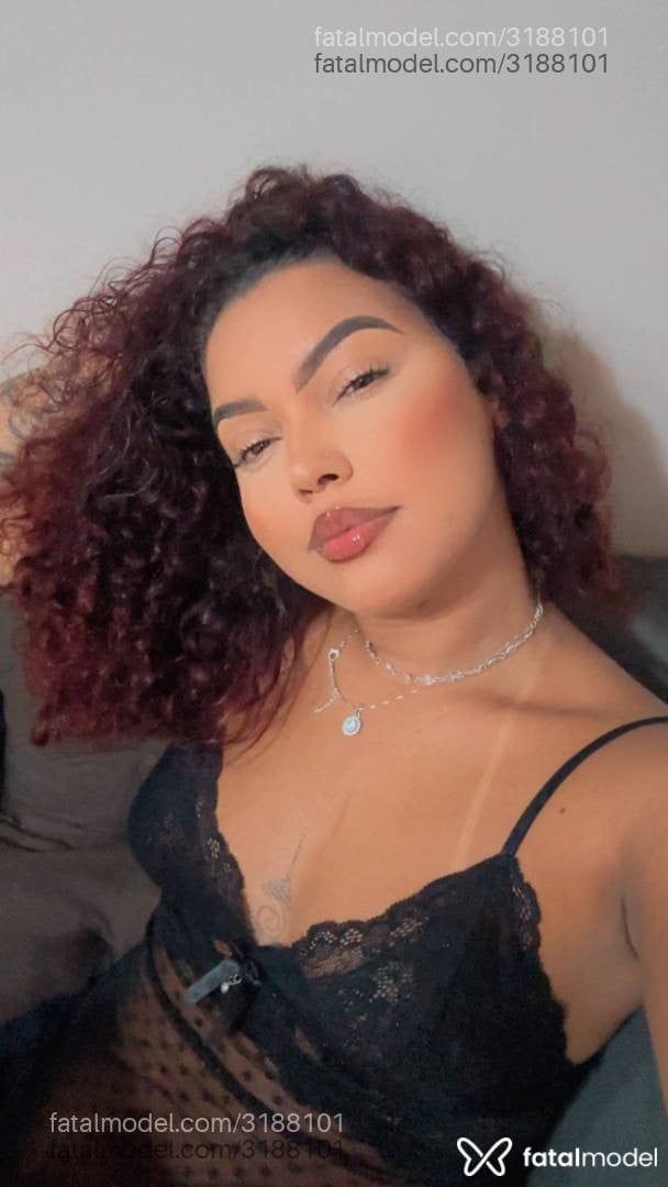 Acompanhante mulher ruiva (o) de olhos castanhos em Armação dos Búzios Acompanhante mulher ruiva (o) de olhos castanhos em Armação dos Búzios - Anitta