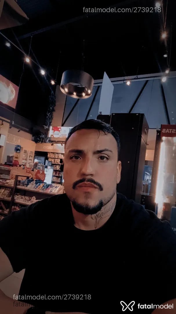 Acompanhante homem morena (o) de olhos castanhos - Estevão Ferreira