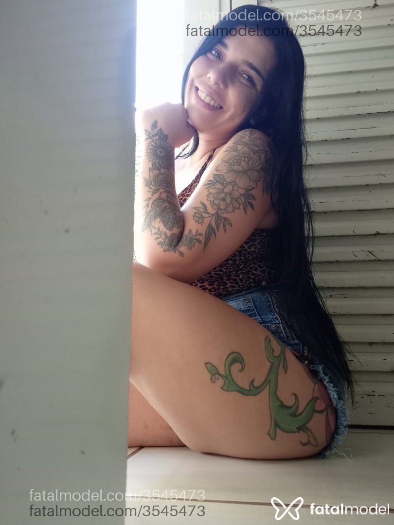 Acompanhante mulher morena (o) de olhos castanhos - Jasminy Martinelli