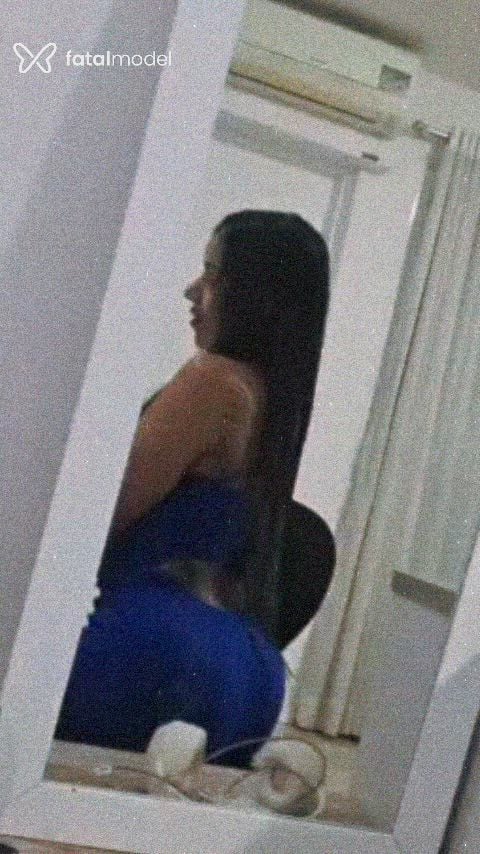 Acompanhante mulher com cabelo castanho de olhos castanhos - Alanahot Acompanhante mulher com cabelo castanho de olhos castanhos - Alanahot