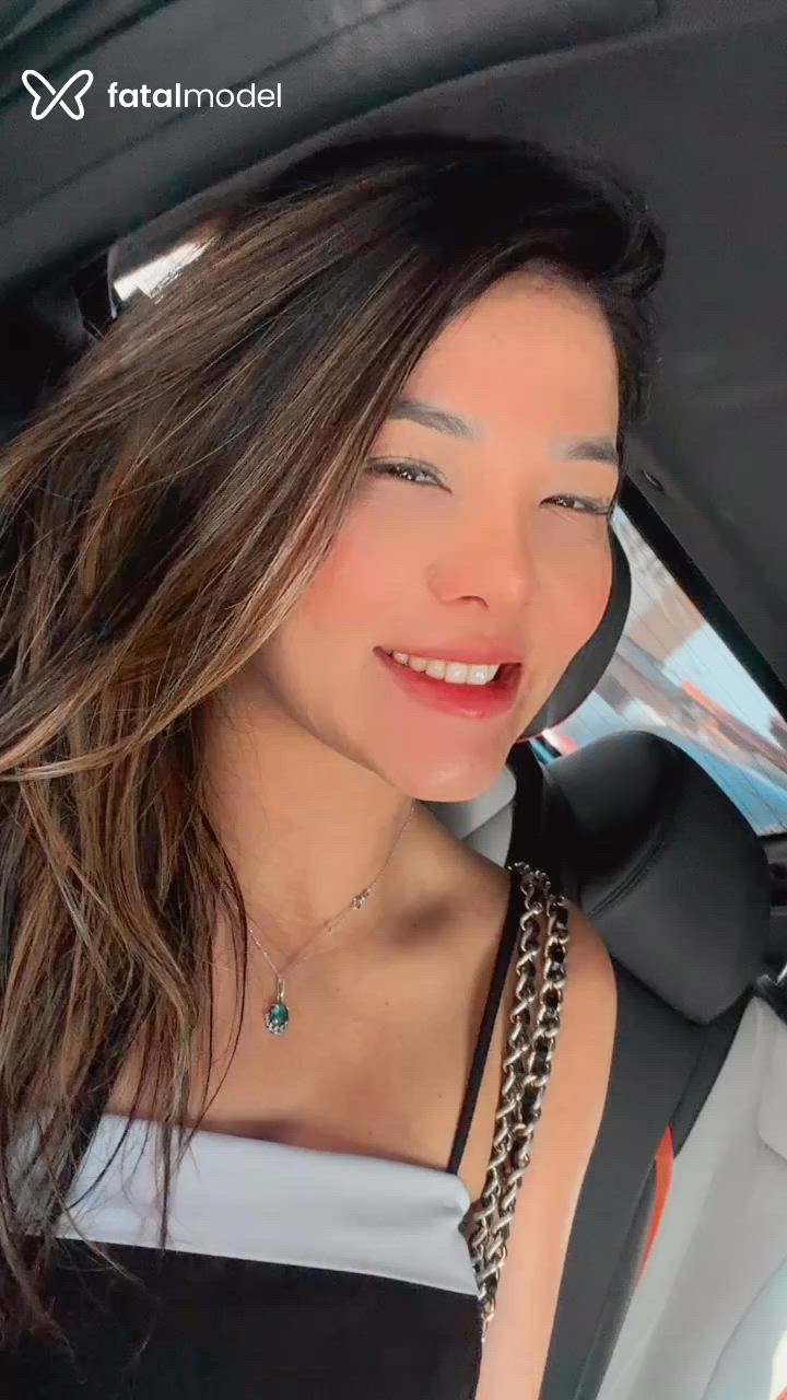 Acompanhante mulher loira (o) de olhos castanhos - Marina Suzuki Acompanhante mulher loira (o) de olhos castanhos - Marina Suzuki