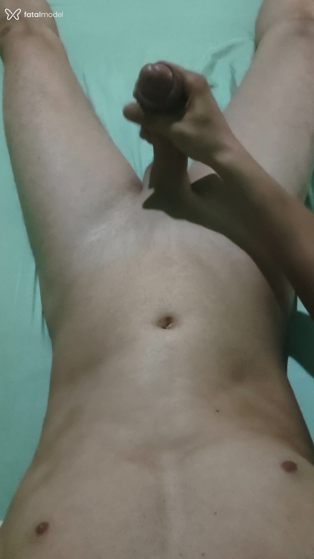 Acompanhante homem morena (o) de olhos castanhos - Vlad