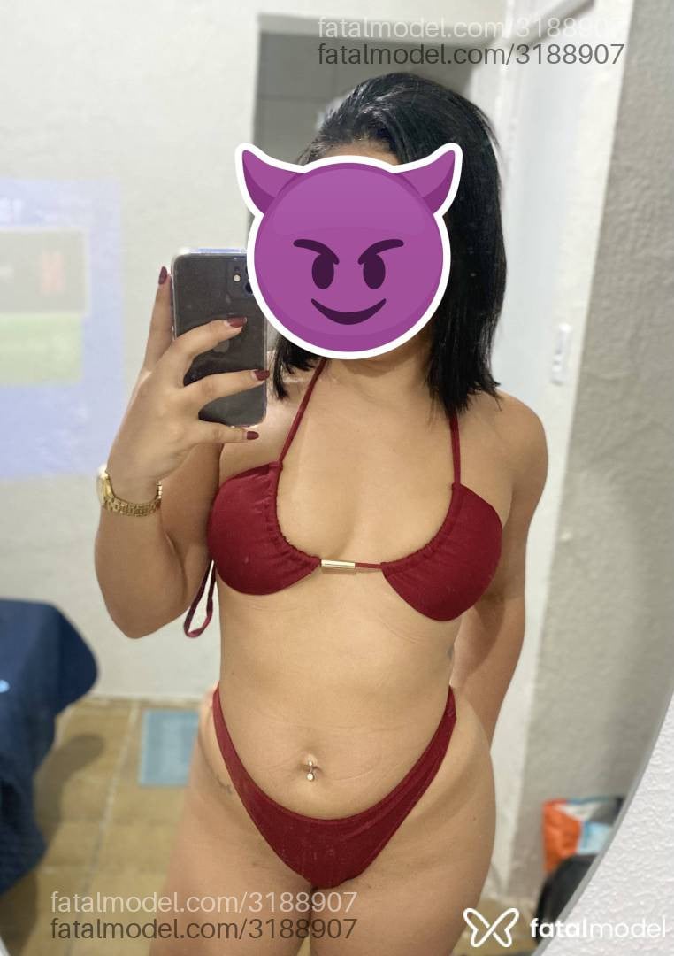 Acompanhante mulher morena (o) de olhos castanhos - Yngrid Pacheco Acompanhante mulher morena (o) de olhos castanhos - Yngrid Pacheco