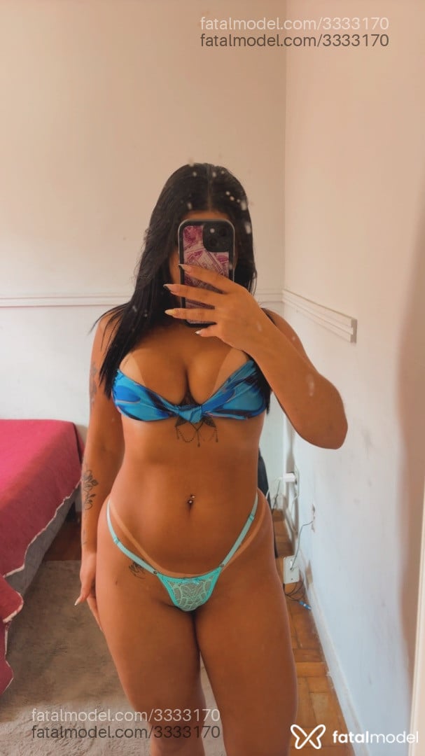 Acompanhante mulher morena (o) de olhos castanhos - Manu Alvez