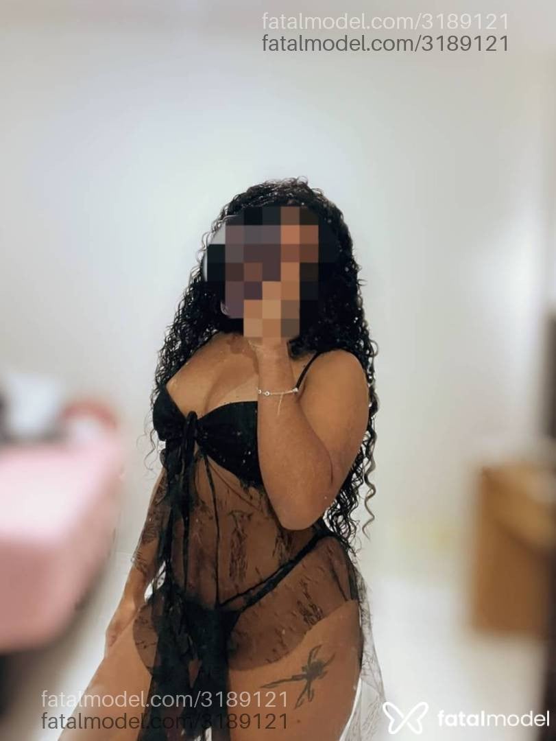 Acompanhante mulher morena (o) de olhos pretos - Casalscorpions