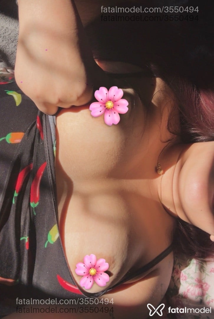 Acompanhante mulher morena (o) de olhos castanhos - Ana Carolina