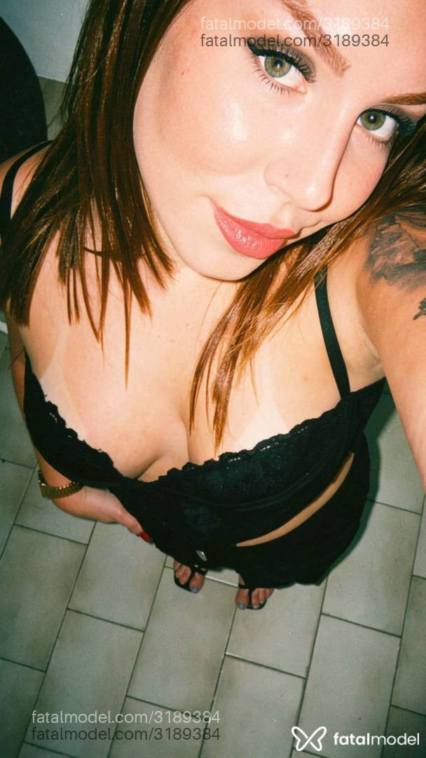 Acompanhante mulher ruiva (o) de olhos cinza em Paranavaí - Penelope Fox
