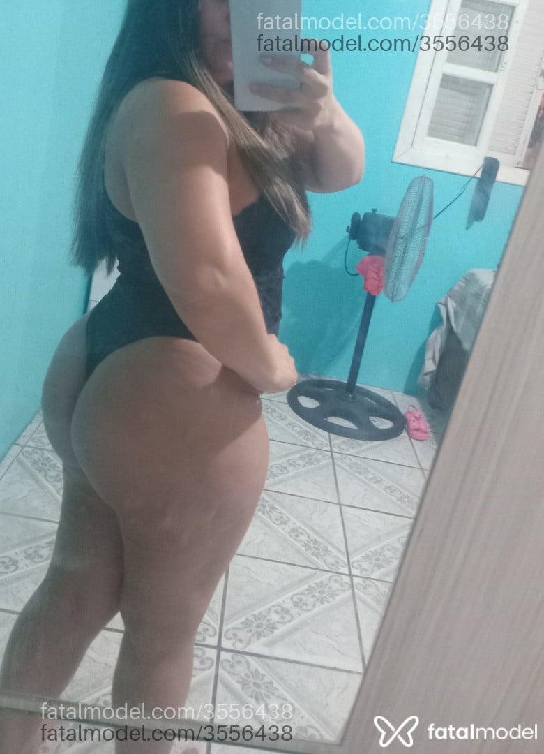 Acompanhante mulher loira (o) de olhos azuis - Sheron Acompanhante mulher loira (o) de olhos azuis - Sheron