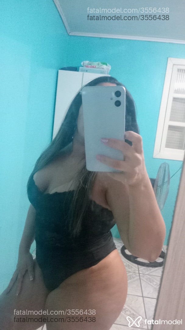 Acompanhante mulher loira (o) de olhos azuis - Sheron Acompanhante mulher loira (o) de olhos azuis - Sheron